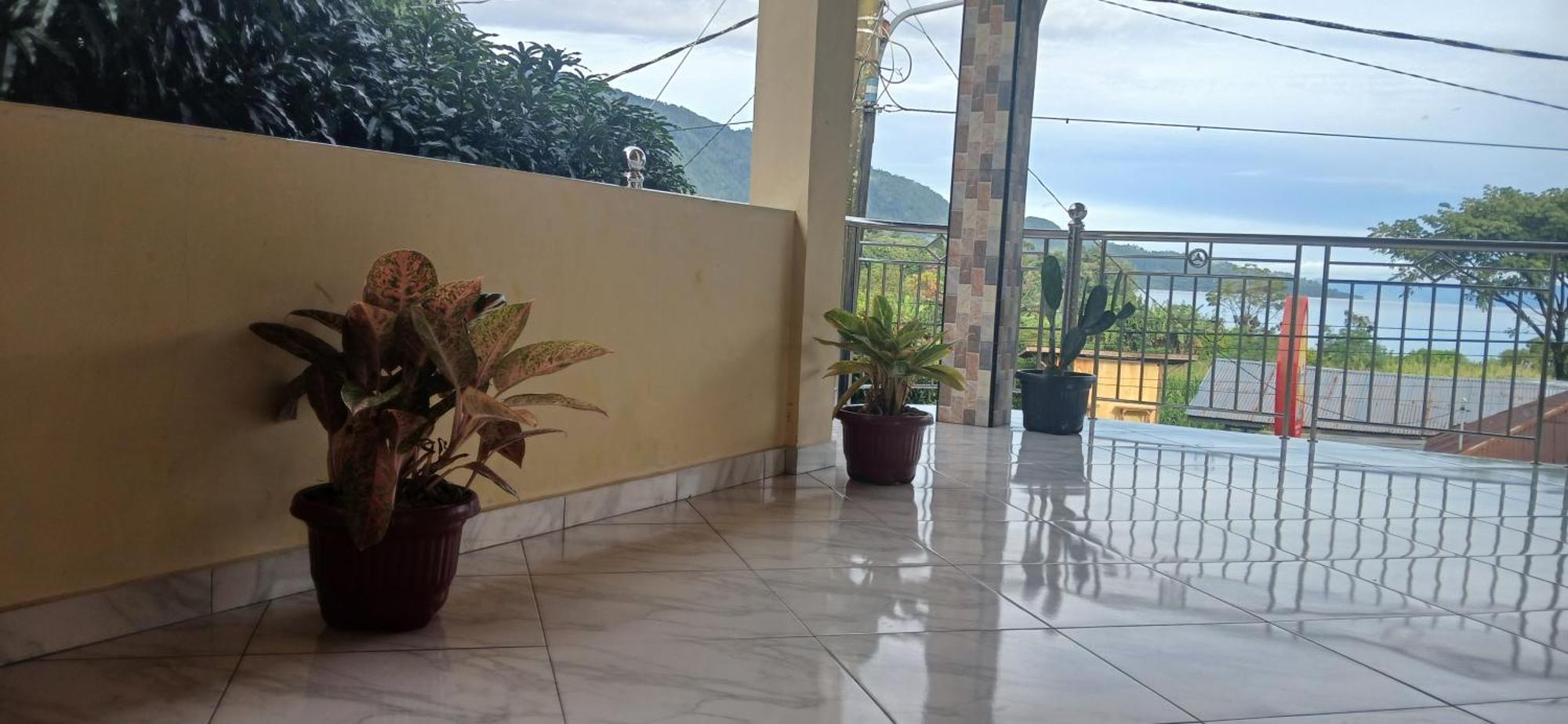 Toba Boi Otel Tuk Tuk Dış mekan fotoğraf